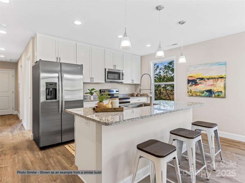 44 Rosemary Road, Asheville, NC 28806.  MLS# CAR4233234, YatesRealty ID 18824. 