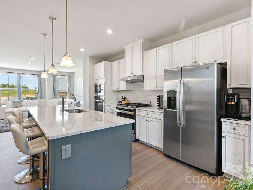 9866 Oaklawn Boulevard, Huntersville, NC 28078.  MLS# CAR4368948, YatesRealty ID 18824. 