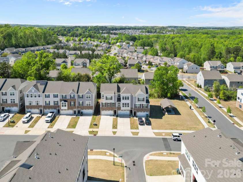 9866 Oaklawn Boulevard, Huntersville, NC 28078.  MLS# CAR4368948, YatesRealty ID 18824. 