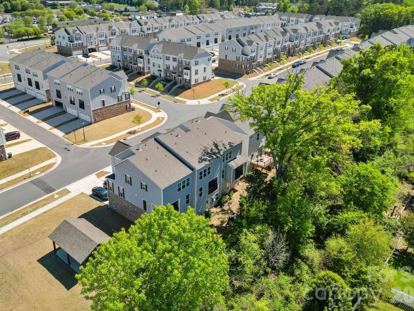 9866 Oaklawn Boulevard, Huntersville, NC 28078.  MLS# CAR4368948, YatesRealty ID 18824. 