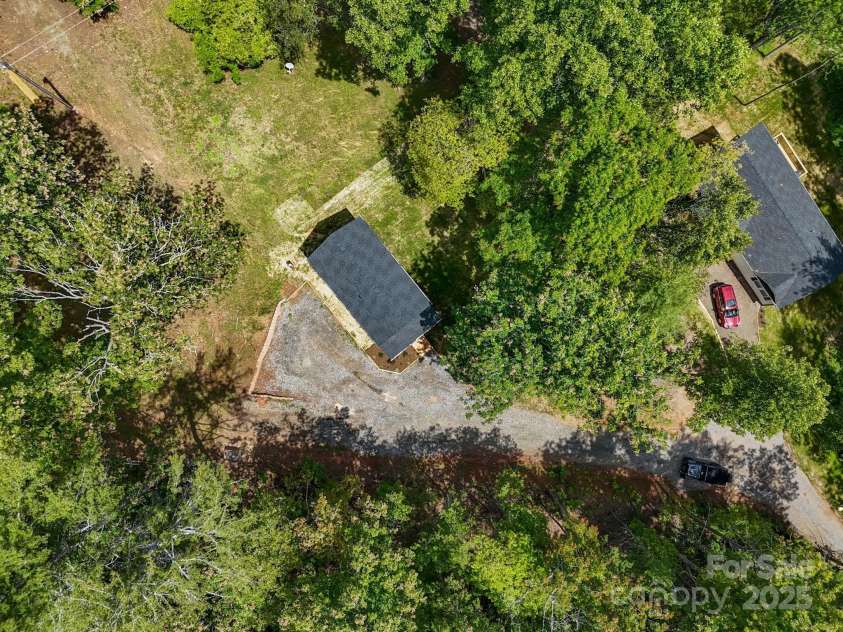 104 Forest Fern Lane, Alexander, NC 28701.  MLS# CAR4235359, YatesRealty ID 18825. 