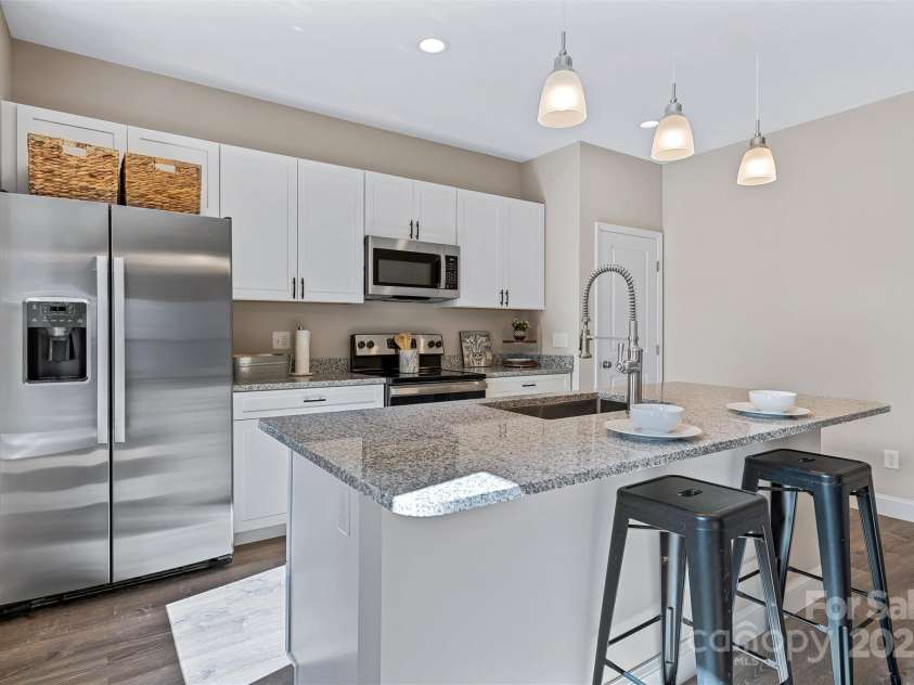 104 Forest Fern Lane, Alexander, NC 28701.  MLS# CAR4235359, YatesRealty ID 18825. 