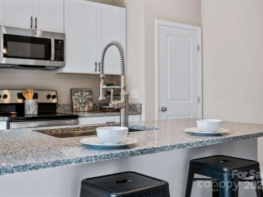 104 Forest Fern Lane, Alexander, NC 28701.  MLS# CAR4235359, YatesRealty ID 18825. 