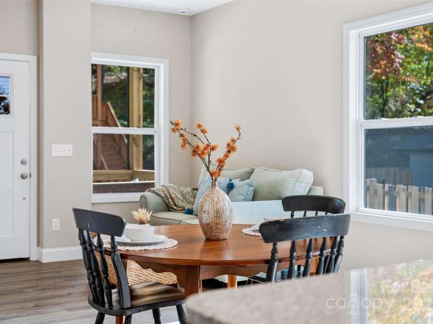 104 Forest Fern Lane, Alexander, NC 28701.  MLS# CAR4235359, YatesRealty ID 18825. 