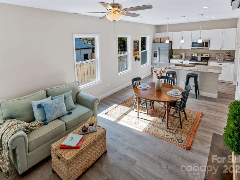 104 Forest Fern Lane, Alexander, NC 28701.  MLS# CAR4235359, YatesRealty ID 18825. 