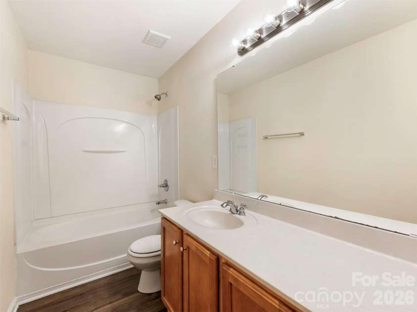 6507 Hermsley Road, Charlotte, NC 28278.  MLS# CAR4369896, YatesRealty ID 18825. 