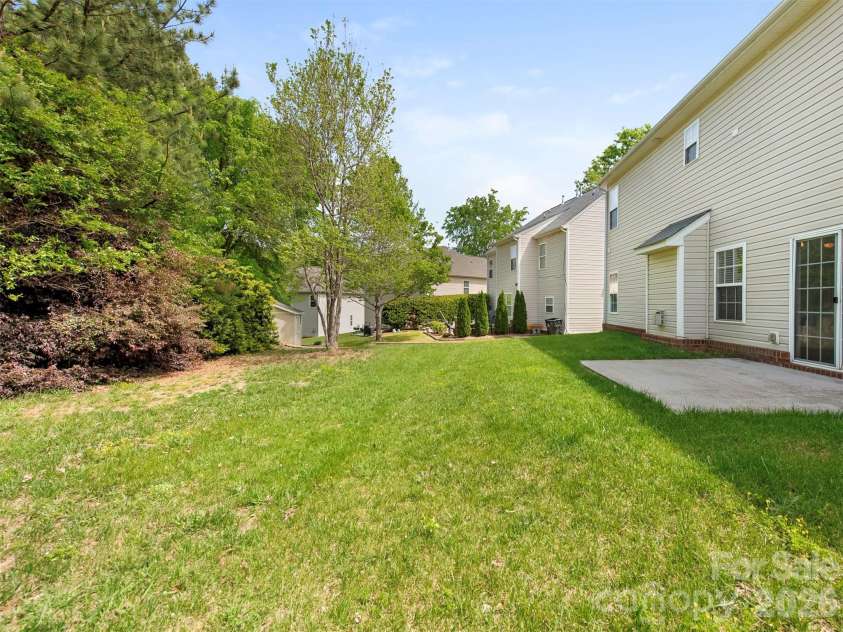 6507 Hermsley Road, Charlotte, NC 28278.  MLS# CAR4369896, YatesRealty ID 18825. 