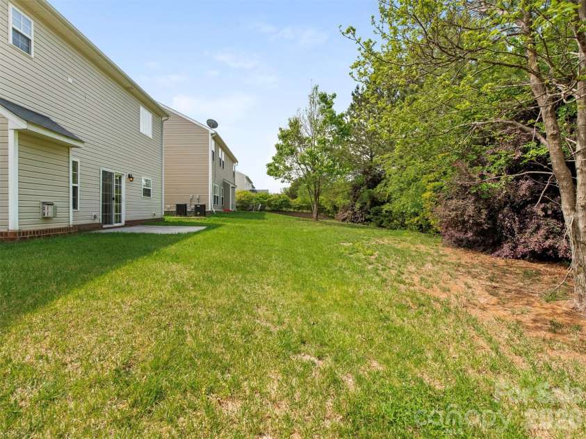 6507 Hermsley Road, Charlotte, NC 28278.  MLS# CAR4369896, YatesRealty ID 18825. 