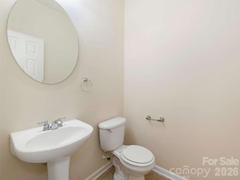 6507 Hermsley Road, Charlotte, NC 28278.  MLS# CAR4369896, YatesRealty ID 18825. 