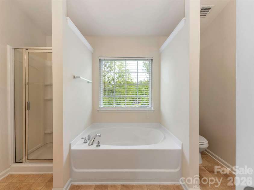 6507 Hermsley Road, Charlotte, NC 28278.  MLS# CAR4369896, YatesRealty ID 18825. 