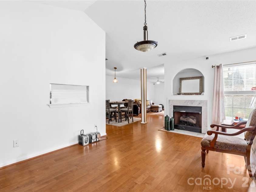 3720 Maggie Laney Drive, Charlotte, NC 28216.  MLS# CAR4353749, YatesRealty ID 18826. 
