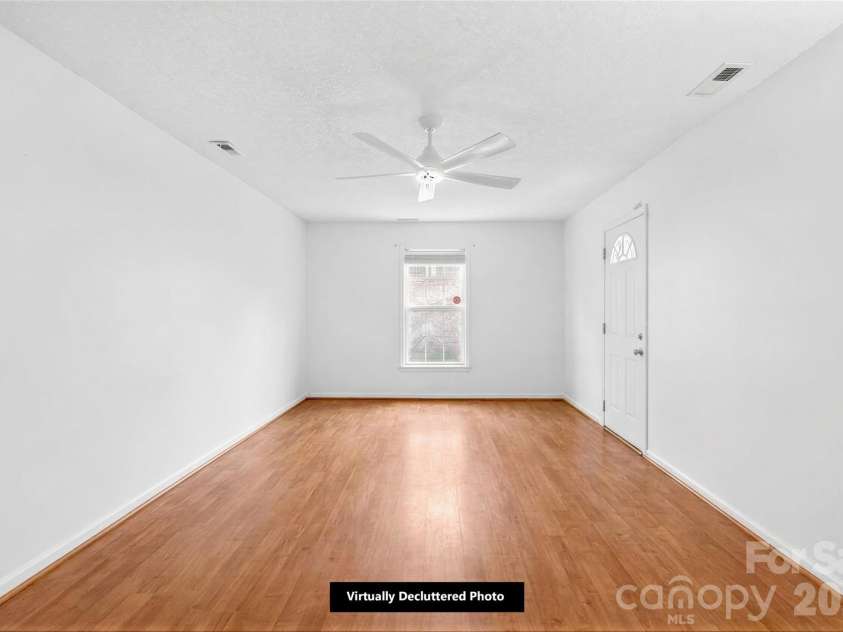 3720 Maggie Laney Drive, Charlotte, NC 28216.  MLS# CAR4353749, YatesRealty ID 18826. 