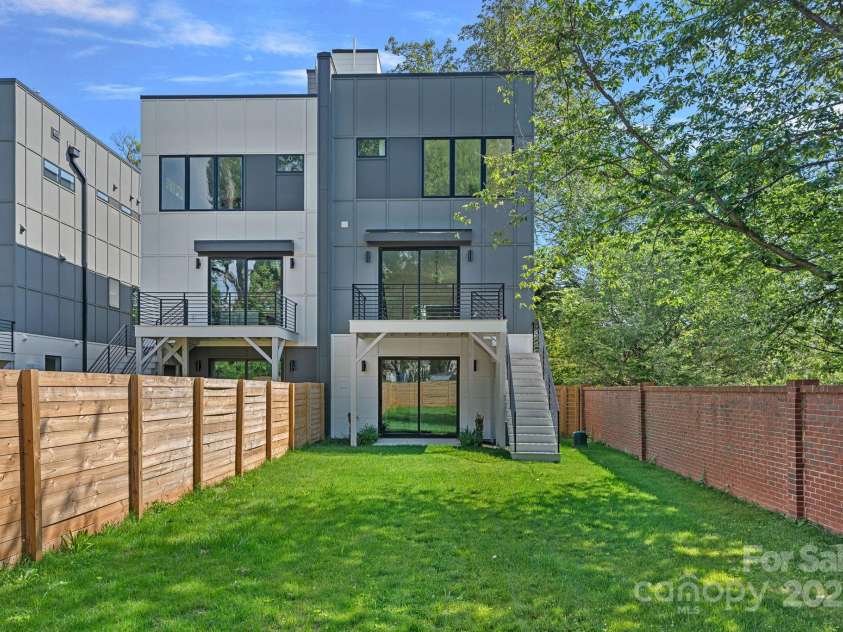 209 Keswick Avenue, Charlotte, NC 28206.  MLS# CAR4269621, YatesRealty ID 18827. 