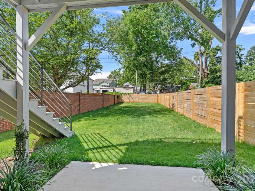 209 Keswick Avenue, Charlotte, NC 28206.  MLS# CAR4269621, YatesRealty ID 18827. 