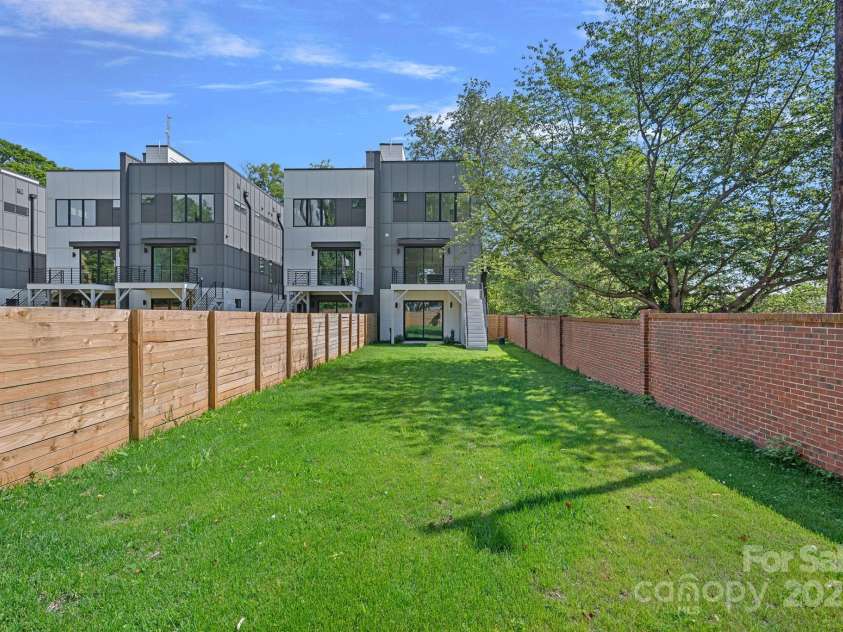 209 Keswick Avenue, Charlotte, NC 28206.  MLS# CAR4269621, YatesRealty ID 18827. 