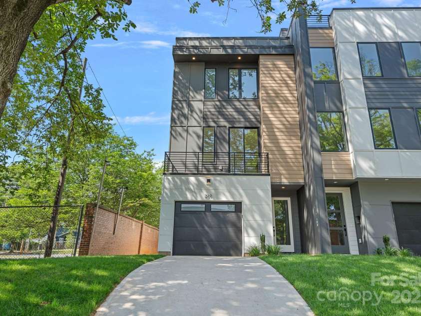 209 Keswick Avenue, Charlotte, NC 28206.  MLS# CAR4269621, YatesRealty ID 18827. 