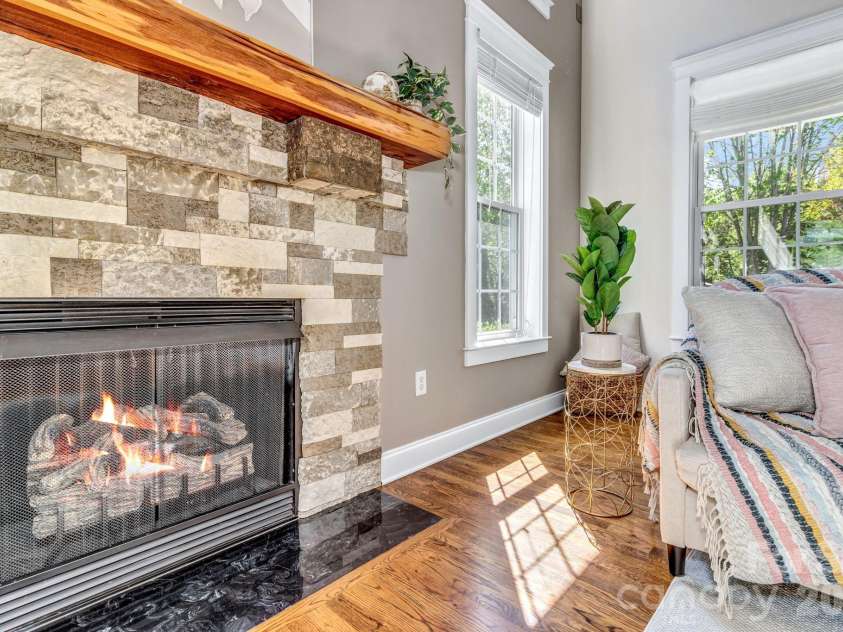 213 Nut Hatch Loop, Arden, NC 28704.  MLS# CAR4366811, YatesRealty ID 18827. 