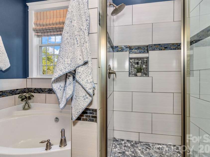 213 Nut Hatch Loop, Arden, NC 28704.  MLS# CAR4366811, YatesRealty ID 18827. 