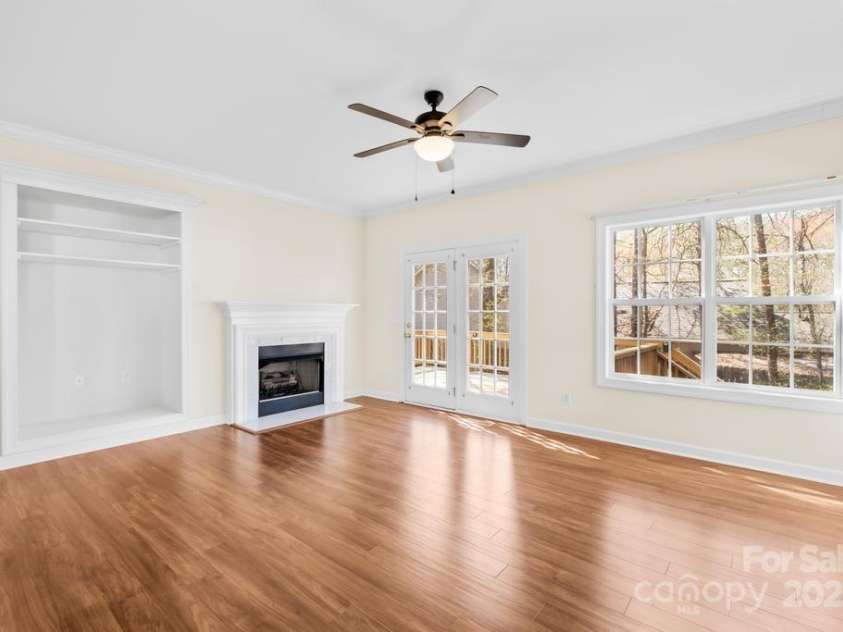 171 Longboat Road, Mooresville, NC 28117.  MLS# CAR4227016, YatesRealty ID 18828. 