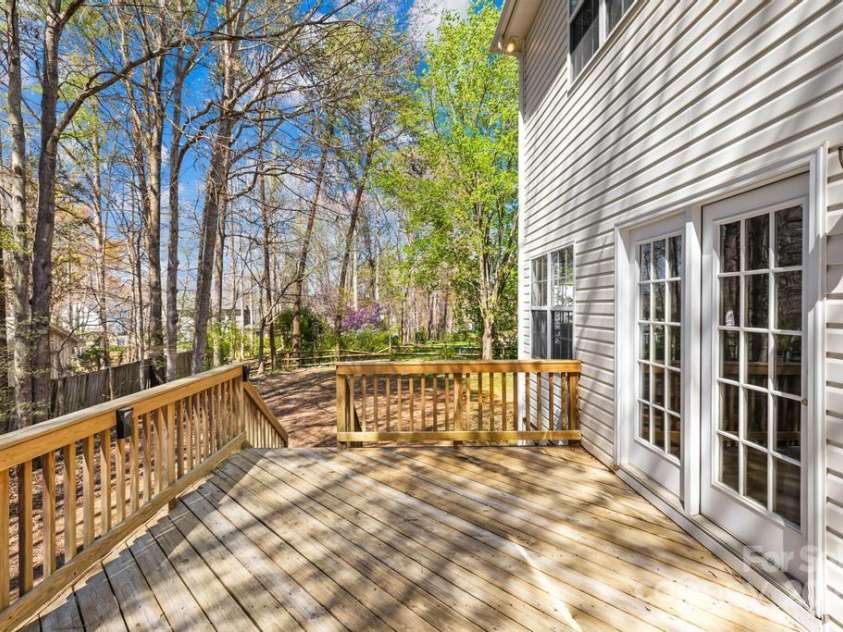171 Longboat Road, Mooresville, NC 28117.  MLS# CAR4227016, YatesRealty ID 18828. 