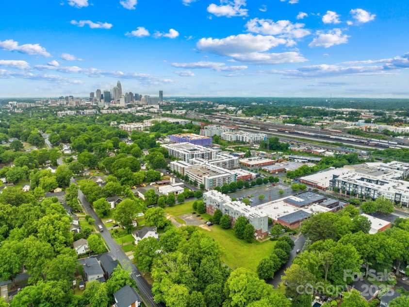 2338 Yadkin Avenue, Charlotte, NC 28205.  MLS# CAR4287671, YatesRealty ID 1883. 7 minutes from uptown