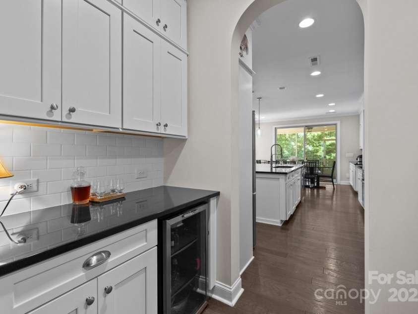 2414 Madeira Circle, Waxhaw, NC 28173.  MLS# CAR4260141, YatesRealty ID 18830. 