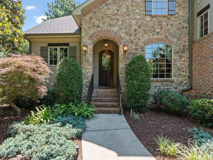 2590 Berne Lane, Sherrills Ford, NC 28673.  MLS# CAR4269727, YatesRealty ID 18831. 