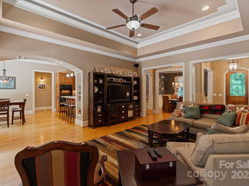 2590 Berne Lane, Sherrills Ford, NC 28673.  MLS# CAR4269727, YatesRealty ID 18831. 