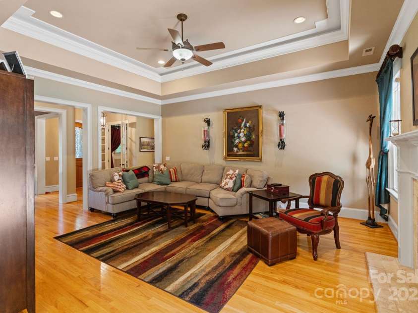 2590 Berne Lane, Sherrills Ford, NC 28673.  MLS# CAR4269727, YatesRealty ID 18831. 