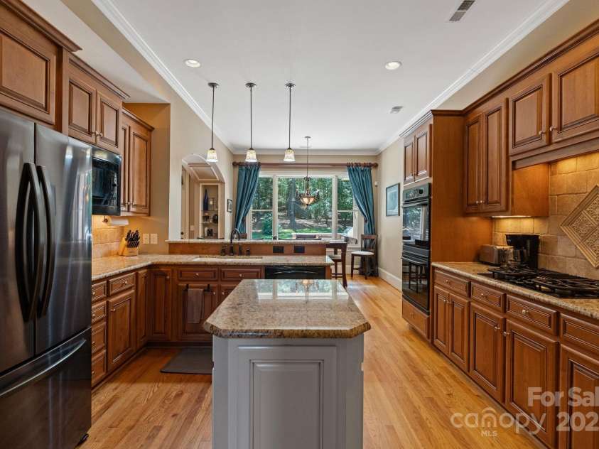 2590 Berne Lane, Sherrills Ford, NC 28673.  MLS# CAR4269727, YatesRealty ID 18831. 