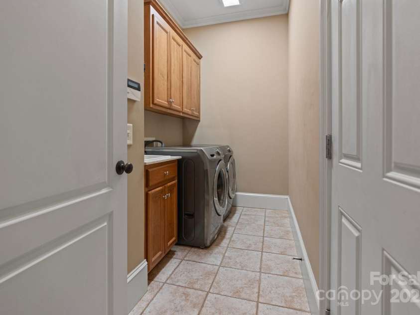 2590 Berne Lane, Sherrills Ford, NC 28673.  MLS# CAR4269727, YatesRealty ID 18831. 