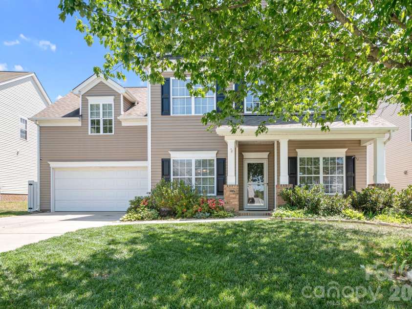 1600 Dartmoor Avenue, Concord, NC 28027.  MLS# CAR4346996, YatesRealty ID 18832. 