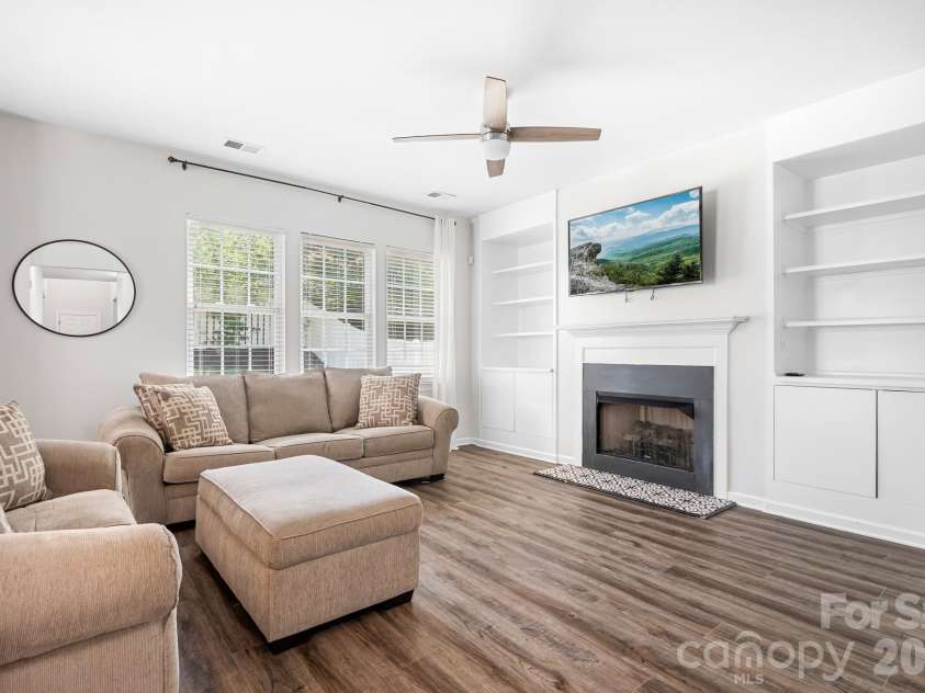 1600 Dartmoor Avenue, Concord, NC 28027.  MLS# CAR4346996, YatesRealty ID 18832. 