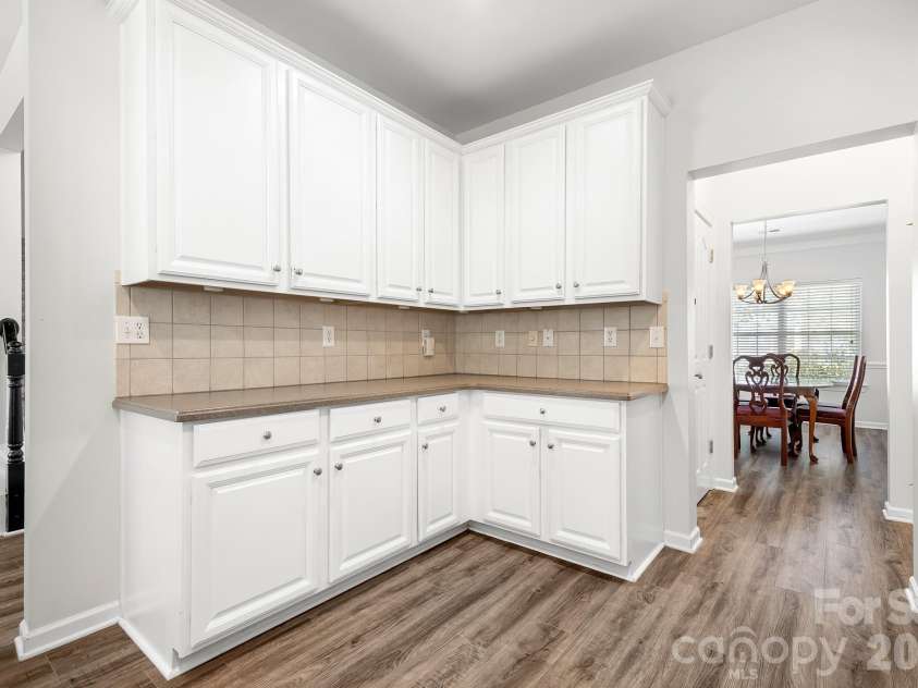 1600 Dartmoor Avenue, Concord, NC 28027.  MLS# CAR4346996, YatesRealty ID 18832. 