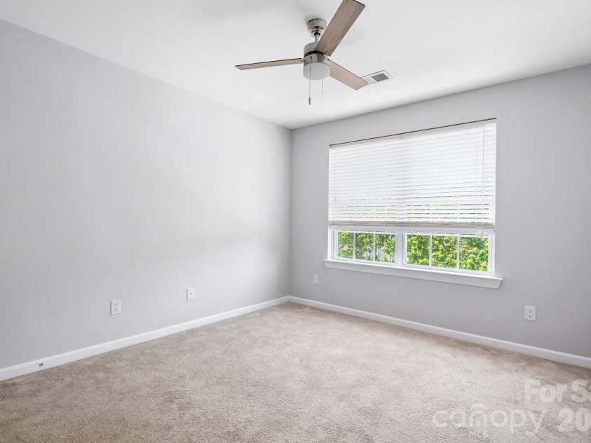 1600 Dartmoor Avenue, Concord, NC 28027.  MLS# CAR4346996, YatesRealty ID 18832. 