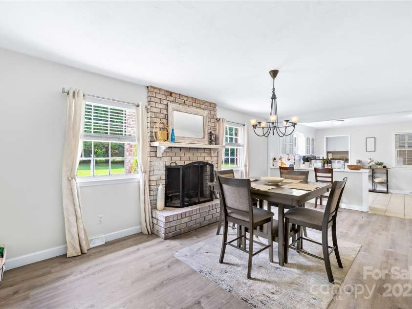 815 Lakeside Circle, Lancaster, SC 29720.  MLS# CAR4263042, YatesRealty ID 18832. 