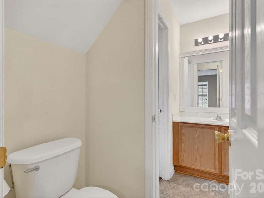 2304 Juniper Drive, Charlotte, NC 28269.  MLS# CAR4376071, YatesRealty ID 18833. 