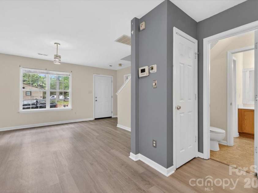 2304 Juniper Drive, Charlotte, NC 28269.  MLS# CAR4376071, YatesRealty ID 18833. 