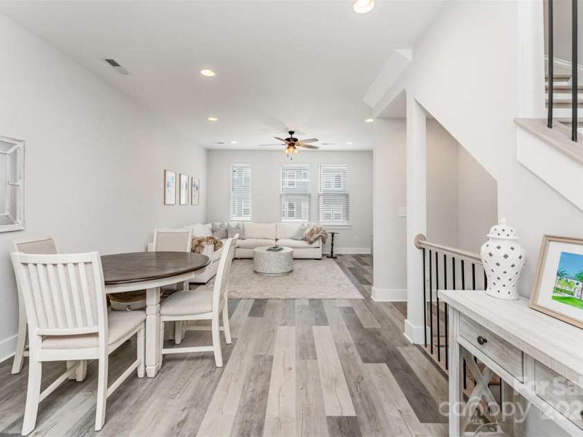 223 Bruns Avenue, Charlotte, NC 28208.  MLS# CAR4269292, YatesRealty ID 18834. 