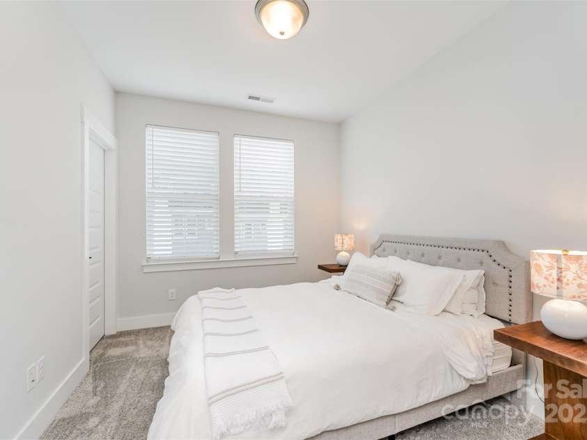 223 Bruns Avenue, Charlotte, NC 28208.  MLS# CAR4269292, YatesRealty ID 18834. 