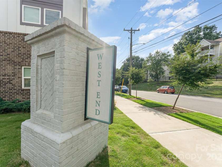 223 Bruns Avenue, Charlotte, NC 28208.  MLS# CAR4269292, YatesRealty ID 18834. 