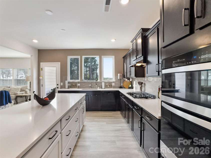 24089 Sailfish Drive, Lancaster, SC 29720.  MLS# CAR4357005, YatesRealty ID 18835. Chef's kitchen with a gas range