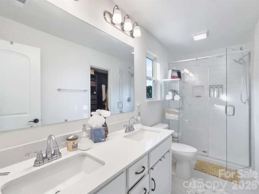 24089 Sailfish Drive, Lancaster, SC 29720.  MLS# CAR4357005, YatesRealty ID 18835. Primary bathroom