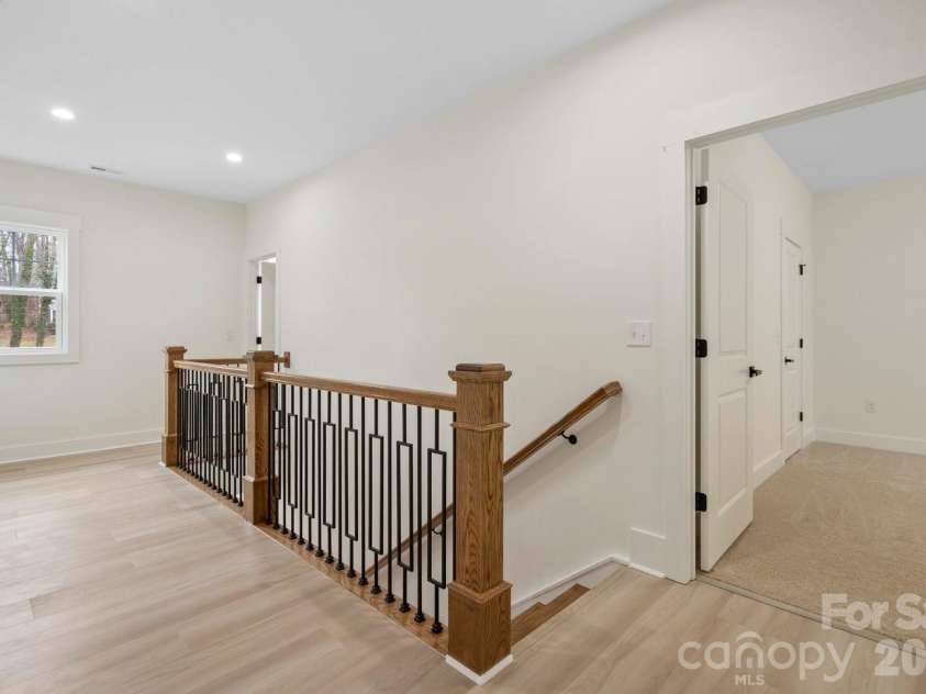 10405 Briarhurst Place, Mint Hill, NC 28227.  MLS# CAR4368724, YatesRealty ID 18837. 
