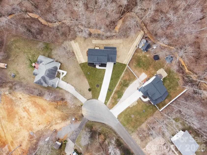 10405 Briarhurst Place, Mint Hill, NC 28227.  MLS# CAR4368724, YatesRealty ID 18837. 