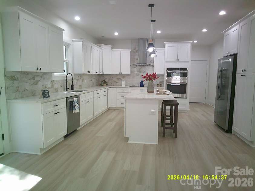 10405 Briarhurst Place, Mint Hill, NC 28227.  MLS# CAR4368724, YatesRealty ID 18837. 