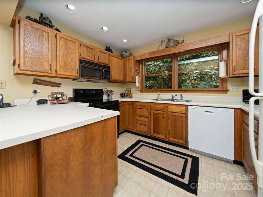 1396 Christy Trail, Sapphire, NC 28774.  MLS# CAR4293782, YatesRealty ID 18837. 