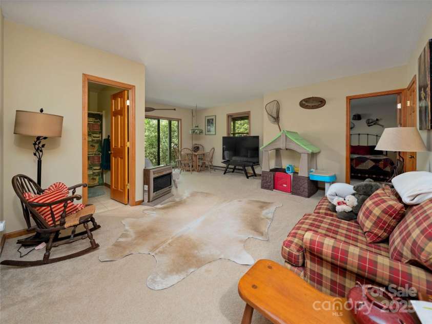 1396 Christy Trail, Sapphire, NC 28774.  MLS# CAR4293782, YatesRealty ID 18837. 