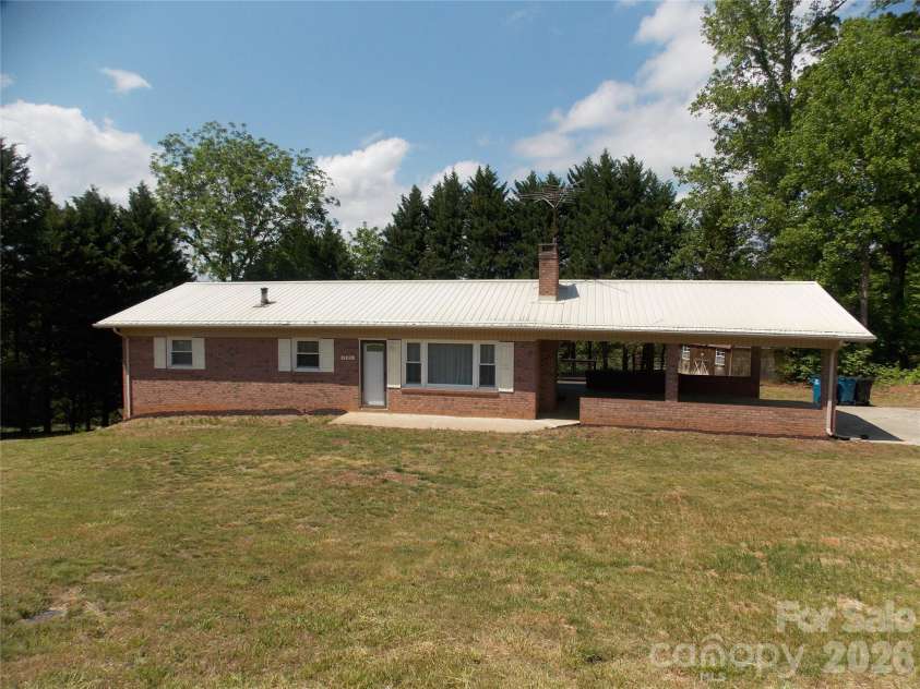 1380 May Road, Granite Falls, NC 28630.  MLS# CAR4366771, YatesRealty ID 18838. 