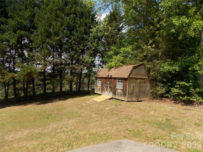 1380 May Road, Granite Falls, NC 28630.  MLS# CAR4366771, YatesRealty ID 18838. 